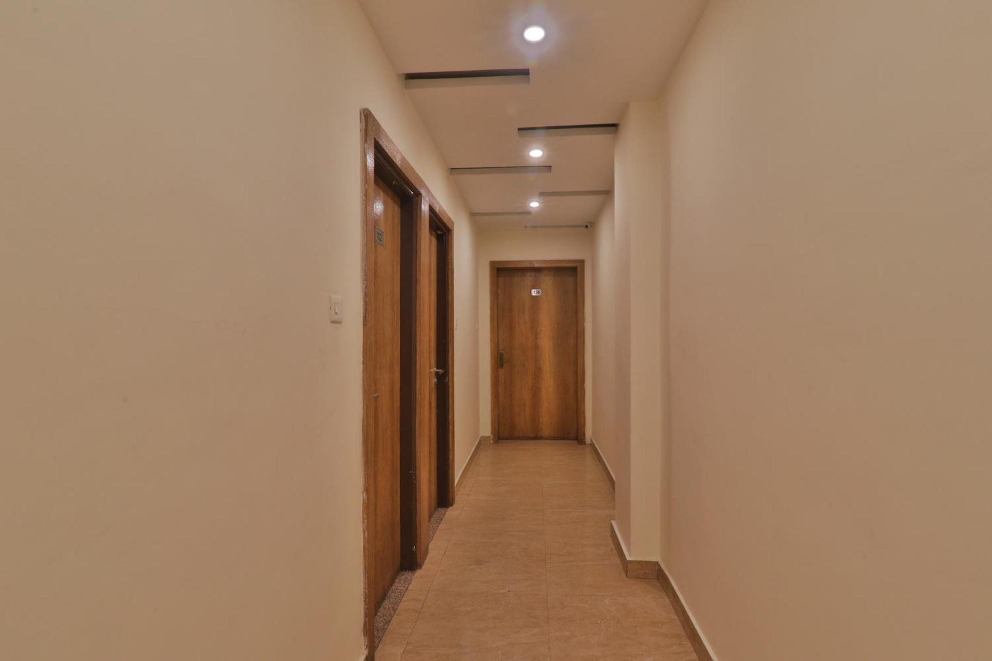 Hotel Janki Inn Sigra 2 Km From Kashi Vishwanath Dham Varanasi Exterior foto